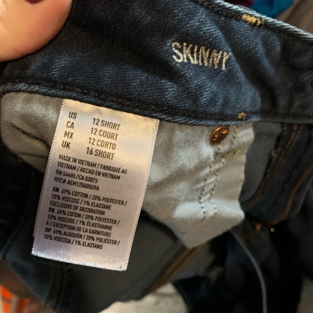 Gently used 12 Short AEO skinny jeans.